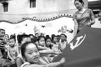 25个共和党州长支持得克萨斯州,美国发生了什么?